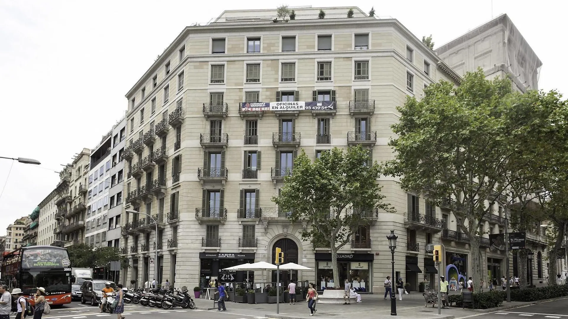 Bonavista Apartments - Pedrera Barcelona 4*,  Spain