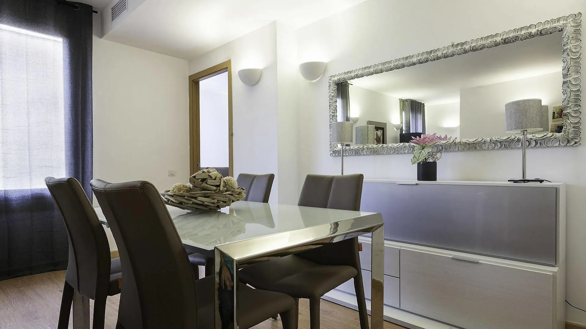 Bonavista Apartments - Pedrera Barcelona 4*,